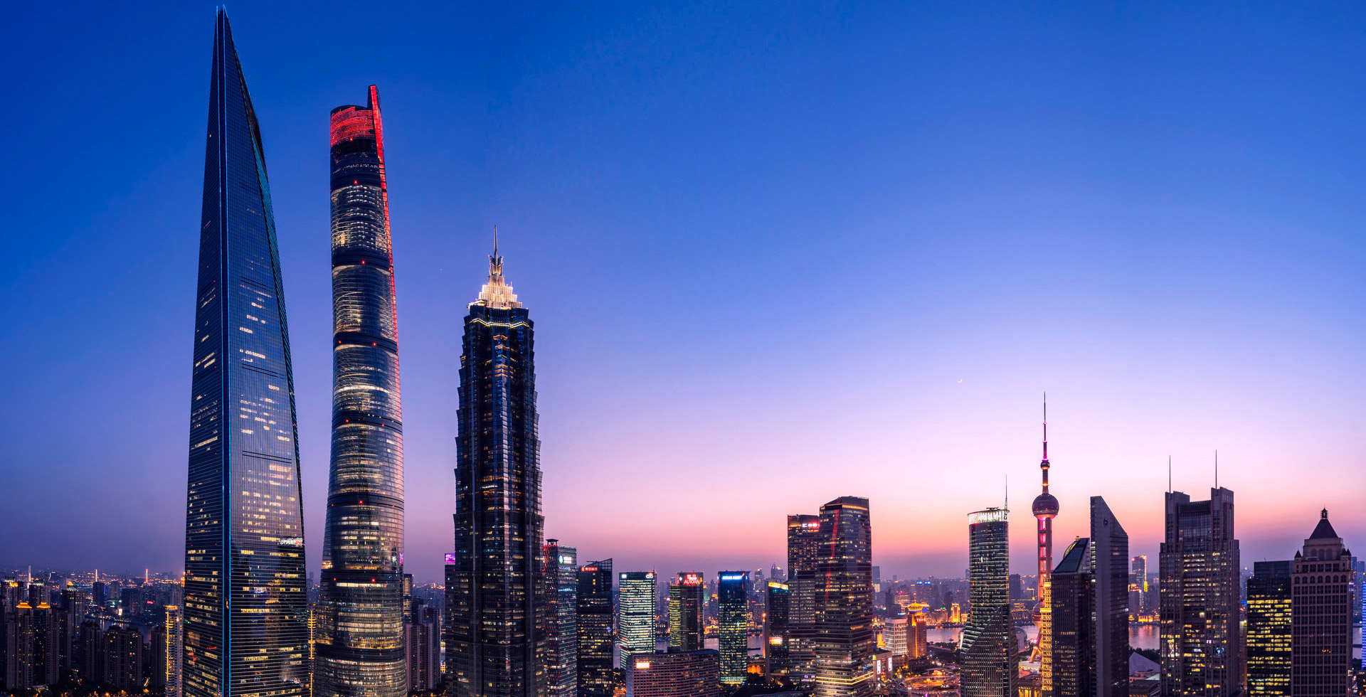 銳意進(jìn)取，追求卓越